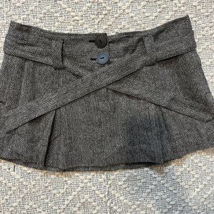 Pleated vintage y2k grey mini skirt American Eagle
